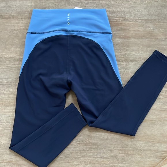 Wilo Ribbed Blue Colorblock Bra and Leggings Set Small Large - Picture 7 of 10